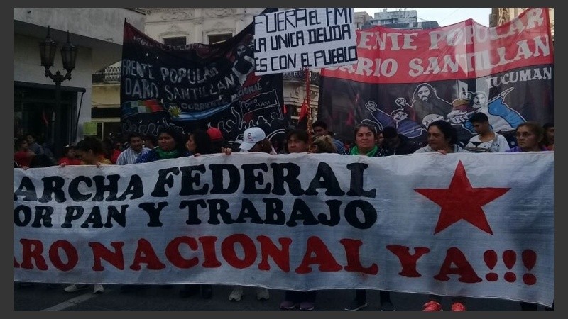La marcha federal recorre varias ciudades argentinas.