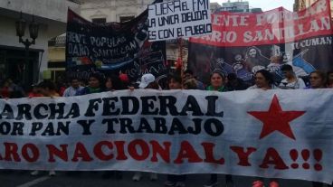 La marcha federal recorre varias ciudades argentinas.
