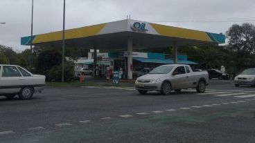 Una de las estaciones de Oil en Rosario, por 27 de Febrero.