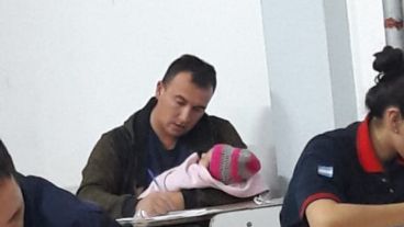 La foto de Hugo con Bianca se viralizó a través de las redes sociales.