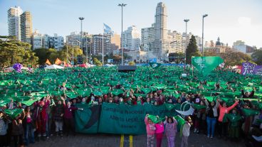 El pañuelazo de la tarde del domingo en el Parque a la Bandera.
