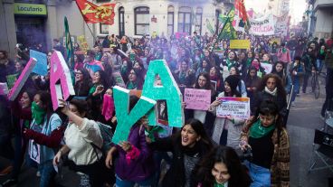 La marcha "Ni una menos" por las calles de la ciudad.