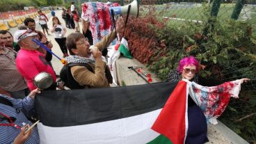 La protesta de palestinos que hace peligrar el amistoso en Jerusalén.
