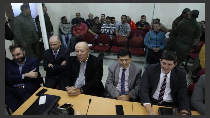 La espera del fallo en la sala de audiencias.