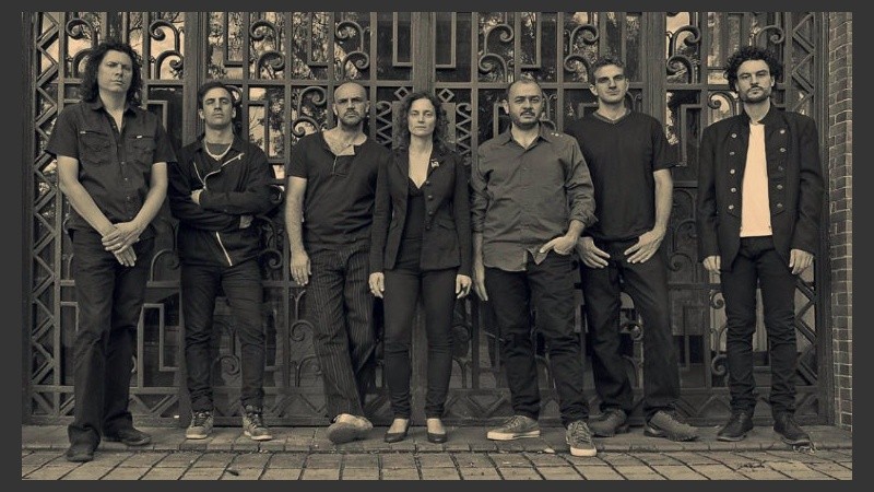 San Telmo Lounge: “Somos un grupo de músicos que propone una fusión de géneros donde la columna vertebral es el tango