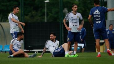 Messi y los muchachos viajan este sábado a Rusia.