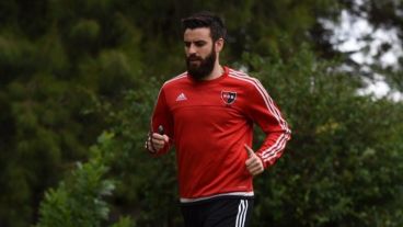 El defensor no será tenido en cuenta para la próxima Superliga.