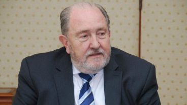 El gobernados del La Pampa se diferenció de los "peronistas racionales".