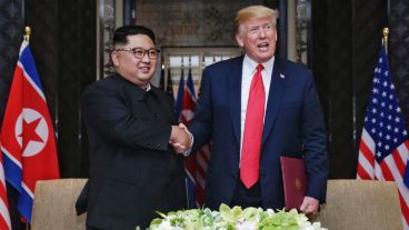 Trump suspende maniobras militares pero no de reduce las capacidades.