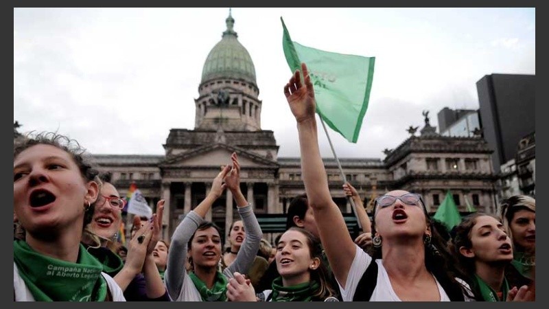 Se espera una jornada maratónica y una votación ajustada.