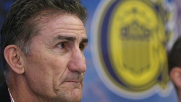 Bauza arma su Central.