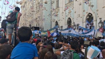 Argentinos copando las calles de la capital de Rusia.