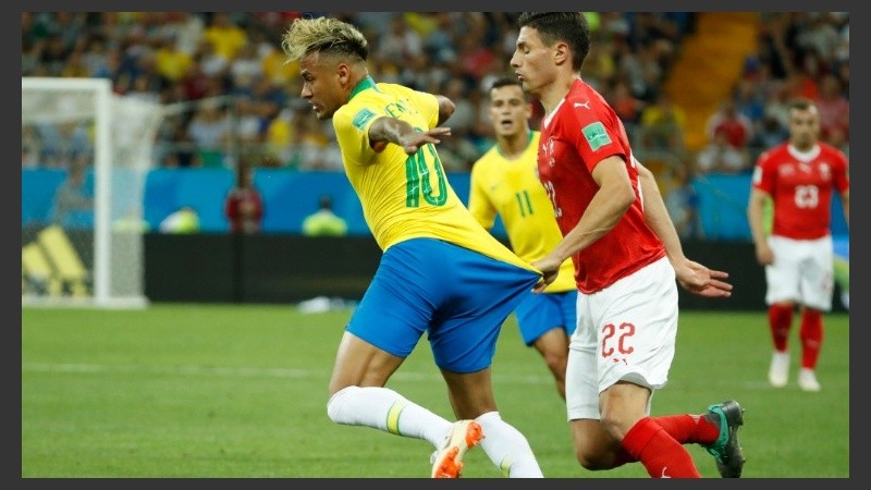Neymar lideró al equipo pero no desequilibró como otras veces.