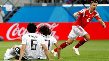 Cheryshev festeja el suyo. Los rusos, con gran poder de gol.