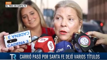 Carrió habló de todo con los periodistas.