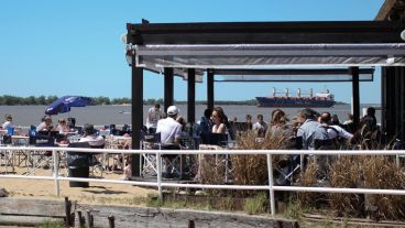 Leone: “Les devolveremos el mobiliario cuando arranquen las nuevas concesiones”.