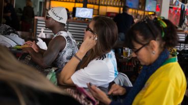 John vio el partido en Paraguay y Pellegrini.