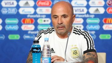 Sampaoli en la conferencia tras el triunfo argentino.