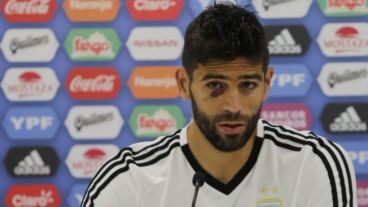 El ojo morado de Fazio disparó risas en la conferencia.