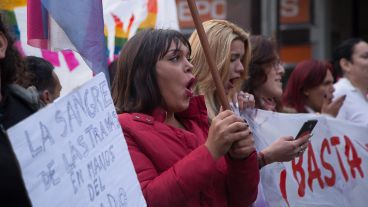 La manifestación se realizó en las calles céntricas de la ciudad.