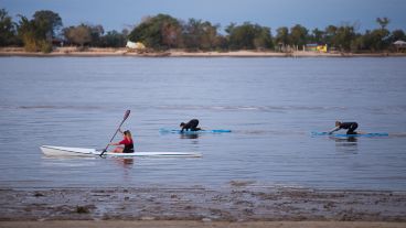 Una jornada de entrenamiento junto al río Paraná.