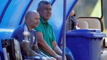 Tapia y Sampaoli. El presidente quedó desencantado.