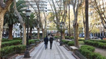 La plaza de calle Córdoba y Paraguay.