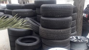 Los neumáticos se robaban en Rosario y se fraccionaban en otras localidades.