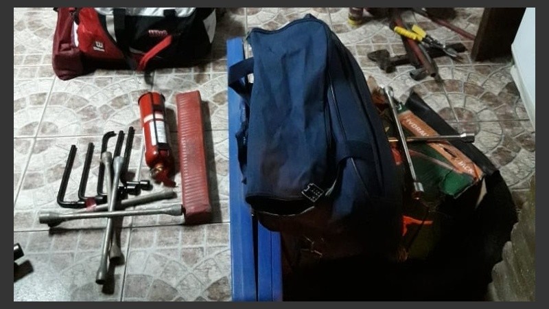 Los neumáticos se robaban en Rosario y se fraccionaban en otras localidades.