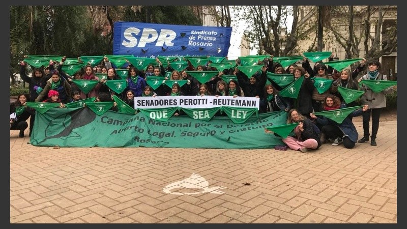 El pañuelazo de este miércoles en la plaza 25 de Mayo.