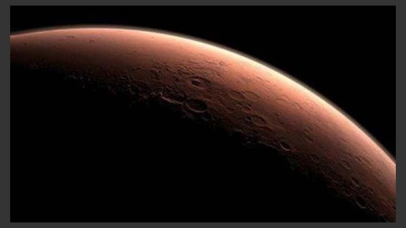 Las fotos suman intriga al planeta Marte.