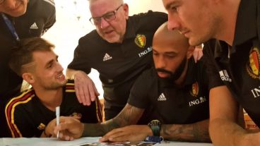 Ganó el equipo del segundo técnico Graeme Jones, por delante del que lideraba Thierry Henry,