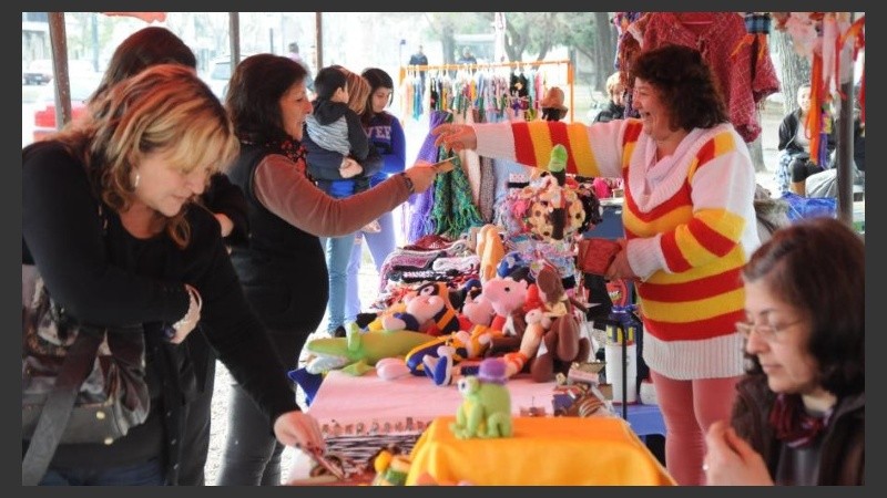 La oferta incluye de alimentos, juguetes y disfraces, entre otros productos.