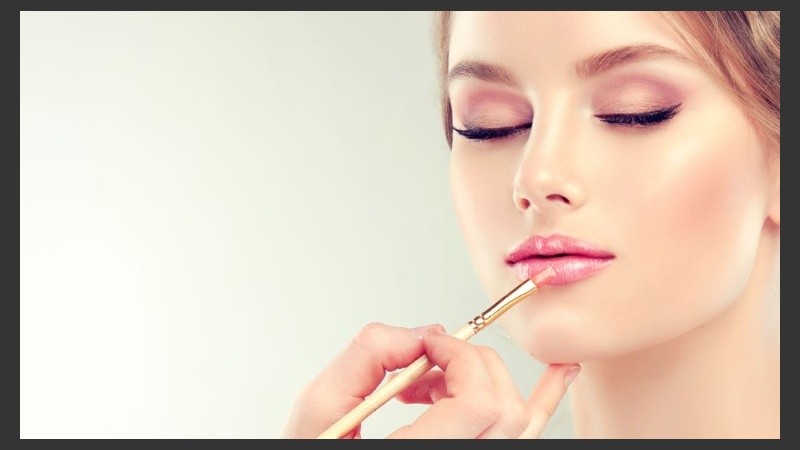 Aprovechá y aprendé todos los secretos y técnicas de maquillaje en solo un año 