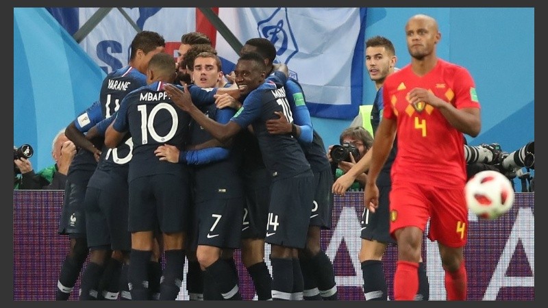 Los galos lo ganaron con una pelota parada.