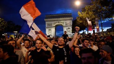 Campos Eliseos se vistió de fiesta.