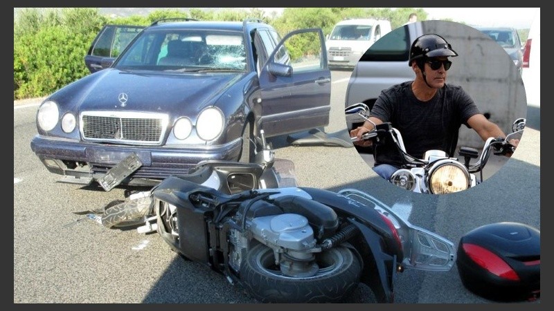 La escena del accidente de George Clooney, con la moto del actor sobre el asfalto.