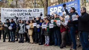 "Enojados, irritados porque echaron a próceres", así están los reporteros gráficos.