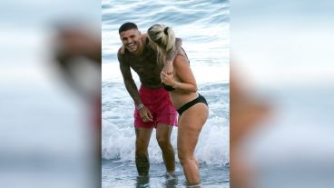 Mauro Icardi y Wanda Nara en Ibiza.