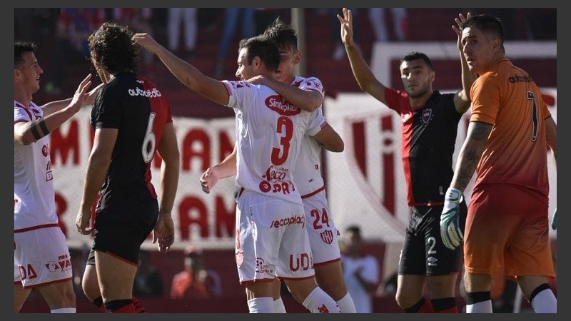 El Tatengue sacó diferencia de dos en el inicio del juego.