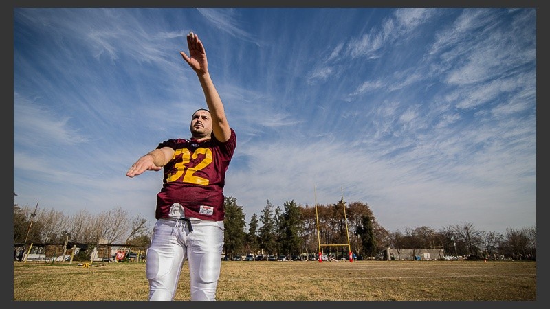 Postales de un partido de fútbol americano en Rosario.