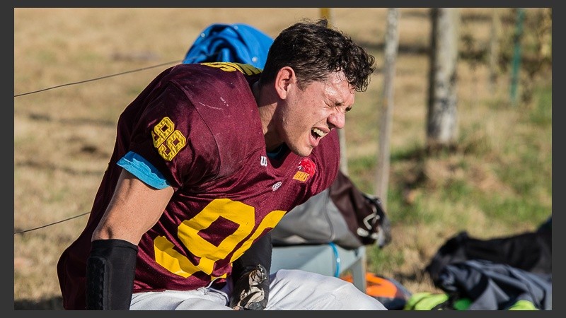 Postales de un partido de fútbol americano en Rosario.