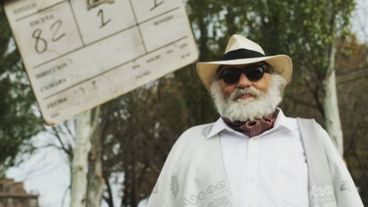 La cinta está centrada en la figura del actor rosarino Tino Gómez.