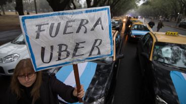 Los taxistas salieron desde el parque Independencia.