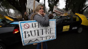 Los taxistas salieron desde el parque Independencia.