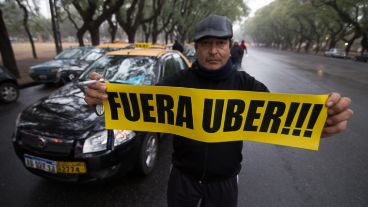 Los taxistas salieron desde el parque Independencia.