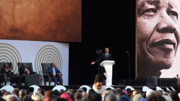 Obama pronunció un discurso en Johanesburgo.