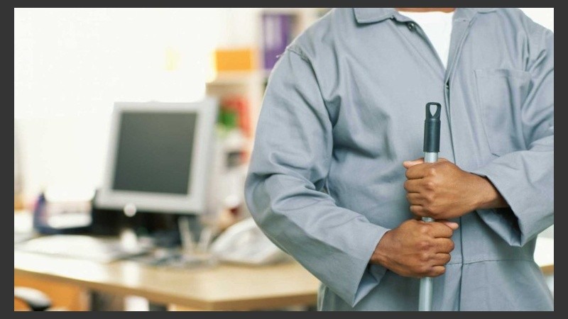 De los trabajadores de casas particulares registrados en Santa Fe, 18% son varones.