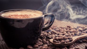 Los participantes creían que se sentirían más alerta con un aroma a café antes que con ningún olor.
