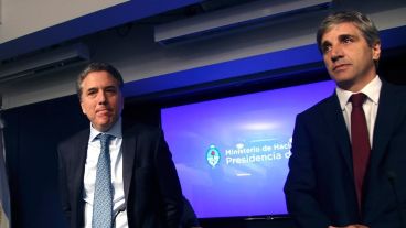 Nicolás Dujovne, ministro de Hacienda, Luis Caputo, ex de Finanzas, hoy en BCRA.